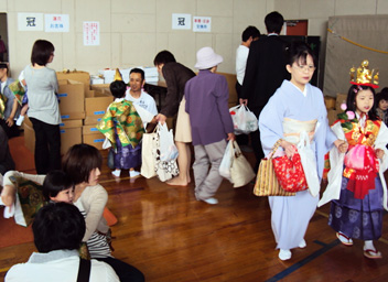 冠付け、榊の受取り