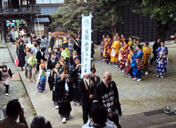 お寺の境内